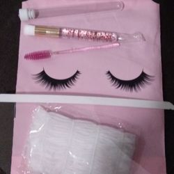 Henny Eyelash Extensions