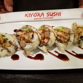 Kiyora Sushi - Kentucky roll...chicken tempura and cucumber!!!  YUMMY!!!! - Sushi Bars Near Me - Redlands, California
