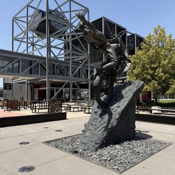 Harley-Davidson Museum - Museums Near Me - Milwaukee, Wisconsin Harley-Davidson Museum - Museums Near Me - Milwaukee, Wisconsin
