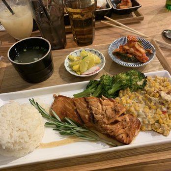 Blue Spice Kitchen - Salmon - Korean Near Me - Hamburg, New Jersey