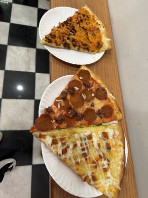 Artistic Pizza by null