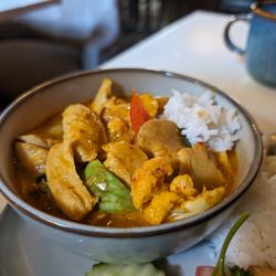 Tjabba Thai - Red curry w/ Chicken, very good and very spicy when I asked for it!