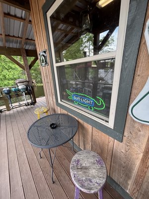 Turtle’s Bar & Grill by null