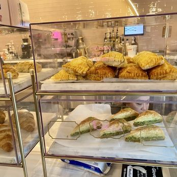 Cocomelt - Desserts Near Me - Lombard, Illinois