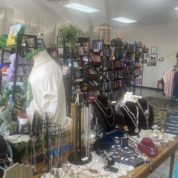 Vinta-lit-ious - Jewelry and books - Bookstores Near Me - Camdenton, Missouri Vinta-lit-ious - Jewelry and books - Bookstores Near Me - Camdenton, Missouri