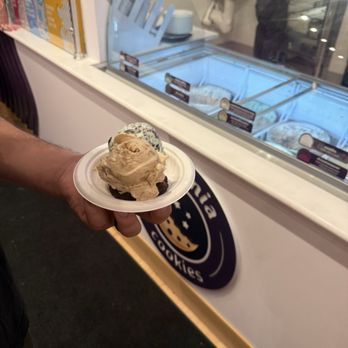 Insomnia Cookies - Desserts Near Me - San Diego, California