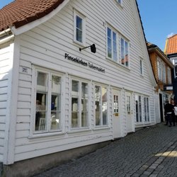 Pinsekirken Tabernaklet - Cosy church in Bergen