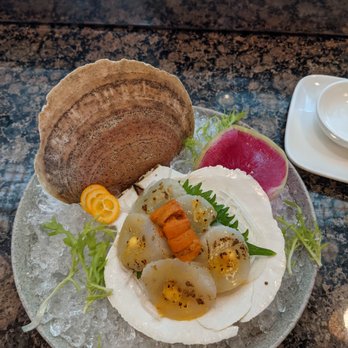 Kai Sushi - Lakeview - Scallops and Uni - Sushi Bars Near Me - Chicago, Illinois