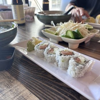 Bamboo Pho & Sushi - Philadelphia Roll - Sushi Bars Near Me - San Diego, California Bamboo Pho & Sushi - Philadelphia Roll - Sushi Bars Near Me - San Diego, California