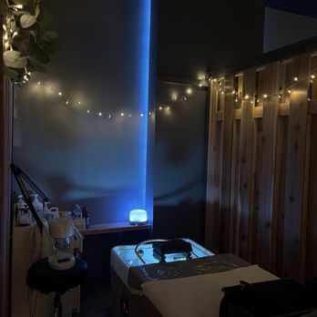 Vernis Sage Nail & Head Spa - Head spa room - Nail Salons Near Me - Orange, California Vernis Sage Nail & Head Spa - Head spa room - Nail Salons Near Me - Orange, California