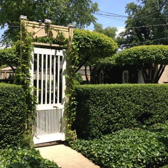 Don Donini Massage Therapist - Entrance - Massage Therapy Near Me - Chicago, Illinois Don Donini Massage Therapist - Entrance - Massage Therapy Near Me - Chicago, Illinois