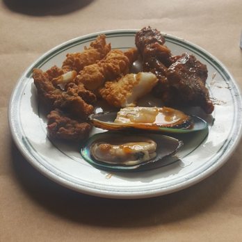 Buddy's Crabs & Ribs - Muscles ribs fried oysters - Seafood Near Me - Annapolis, Maryland