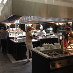 Les Grands Buffets