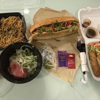 PHO 909 - Garlic Noodle with fried chicken, Rare Beef Pho, Grill Pork Sandwich, Vermicelli with Grilled Pork and Shrimp paste - Vietnamese Near Me - Pomona, California