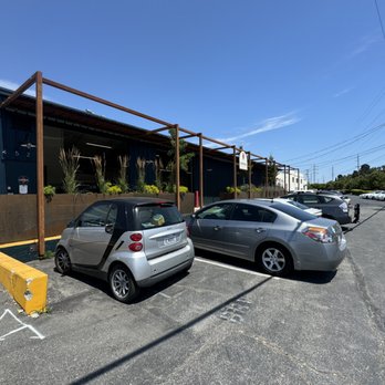 Amphora Ceramic Studio - Front of Building/Studio - Art Classes Near Me - San Rafael, California