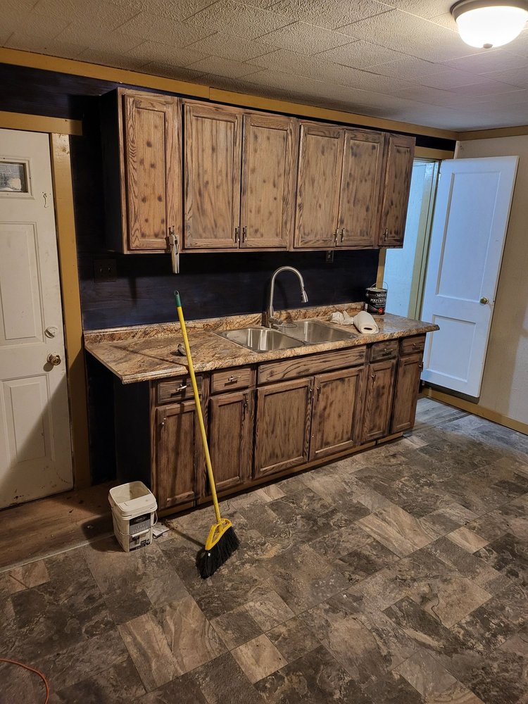 Slide of C&G Handyman Service