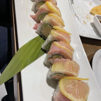 Sushi Kami - Lemon Yellowtail - Sushi Bars Near Me - San Diego, California