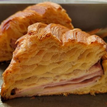 Fondry - HAM & GRUYÈRE CROISSANT - Cafes Near Me - Los Angeles, California