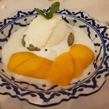 Kin Dee - Mango sticky rice - Thai Near Me - Houston, Texas