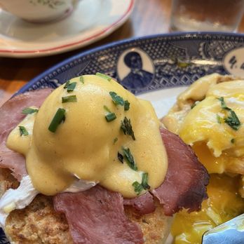 Founding Farmers DC - Eggs Benedict - American Near Me - Washington, DC, District of Columbia