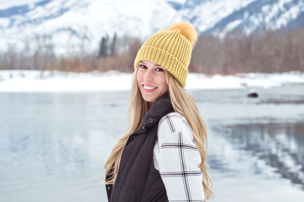 LAUREN ROMIG LAURA MOUNTER REAL ESTATE Updated August 2024 175 E