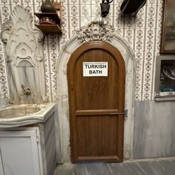 Tarihi Şifa Hamamı