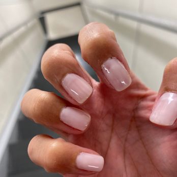 Gel Nails - Paint was uneven and splotchy. The shellac was all over my skin and peeled off. - Nail Salons Near Me - Omaha, Nebraska Gel Nails - Paint was uneven and splotchy. The shellac was all over my skin and peeled off. - Nail Salons Near Me - Omaha, Nebraska