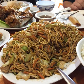 Fil Cuisine - Pancit bihon - classic Filipino egg noodles with assorted vegetables, choice of meat, mixed with a sweetish soy sauce - Filipino Near Me - Kent, Washington Fil Cuisine - Pancit bihon - classic Filipino egg noodles with assorted vegetables, choice of meat, mixed with a sweetish soy sauce - Filipino Near Me - Kent, Washington