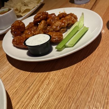 Applebee's Grill + Bar - Boneless Wings - Sports Bars Near Me - Aberdeen, Maryland Applebee's Grill + Bar - Boneless Wings - Sports Bars Near Me - Aberdeen, Maryland