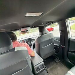 Academy Cab - Great customer service, quick pickup, reasonable price. Highly recommend the