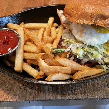 B Side - B Side smash burger - no onion and added a fried egg - New American Near Me - Fairfax, Virginia