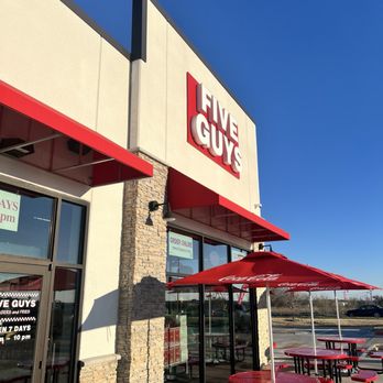 Five Guys - Outside - Burgers Near Me - Fort Worth, Texas