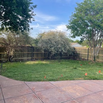 Express Fence - Fence view from back yard - Fences & Gates Near Me Express Fence - Fence view from back yard - Fences & Gates Near Me