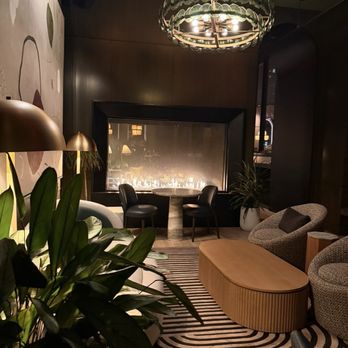 Castell Terrace - Interior - Lounges Near Me - New York, New York Castell Terrace - Interior - Lounges Near Me - New York, New York