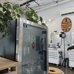 The Scotch Pine Barbershop