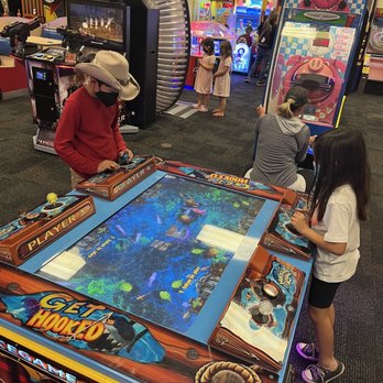 Chuck E. Cheese - Pizza Near Me - Placentia, California