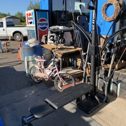 Tobys Thrift Store - Bowflex machine
