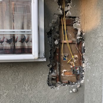 Electric Brothers - Removing our nasty old sub panel - Electricians Near Me - Pico Rivera, California