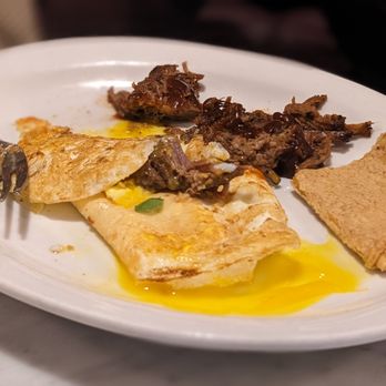 Beacon Bread Company - We ordered BBQ Brisket with Eggs and Tortilla, but it took half-an-hour to cook and came out tasting like canned sawdust on sandpaper - Breakfast & Brunch Near Me - Beacon, New York