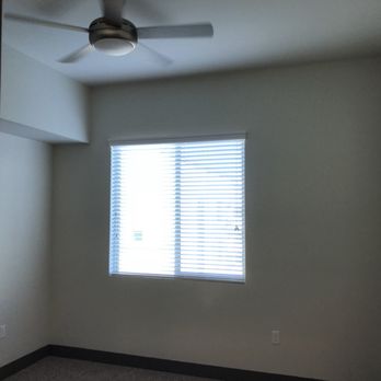 Peak 16 - Apartments Near Me - Phoenix, Arizona