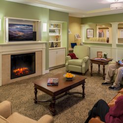 Avita of Wells - Living room
