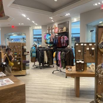 Earthbound Trading - Home Decor Near Me - Schaumburg, Illinois