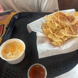 Chips & Queso Dorado Chips & Queso Dorado