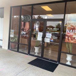 Petal Nail Salon
