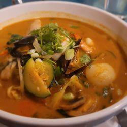 Jung Bong Ramen - spicy soup with scallops, shrimp, mussels, fish and noodles. Soooooooooo gooooooood!!!!!!