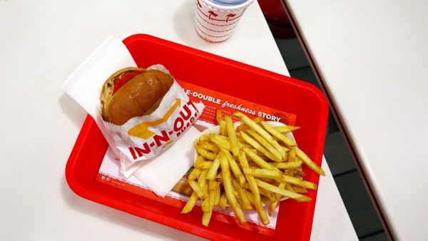 In-N-Out Burger by null
