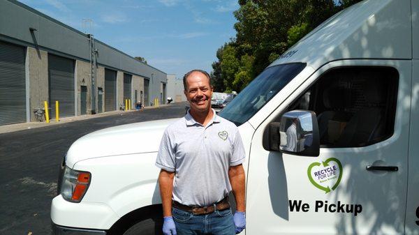 Our Amazing Team - Meet our team of amazing professionals and book your pick-up
now! Our Amazing Team - Meet our team of amazing professionals and book your pick-up
now!