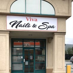 Viva Nails & Spa - Salon Sign
