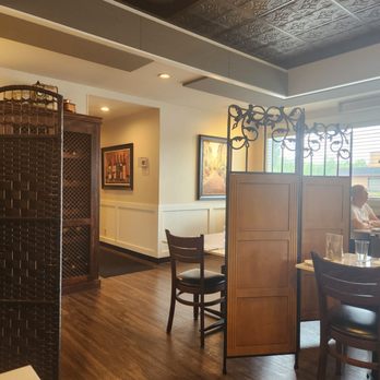 Paolo's Italian Restaurant - Inside - Italian Near Me - Kent, Washington Paolo's Italian Restaurant - Inside - Italian Near Me - Kent, Washington