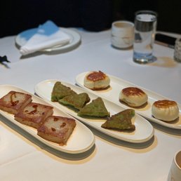 GOLDEN WUISH THE DUCK HOUSE - Updated January 2025 - 590 Photos & 200